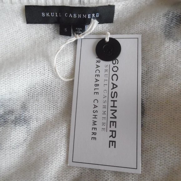 NWT 360 Cashmere Skull Jolie V-neck Chalk Sweater White Cream Small - Picture 10 of 10
